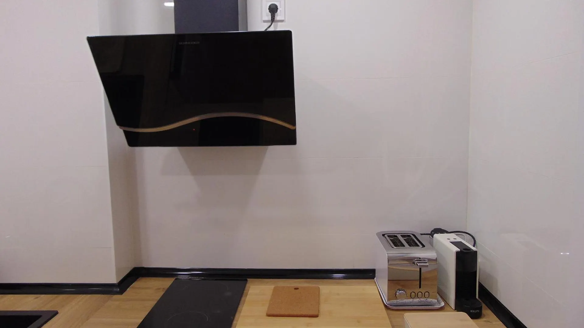 Apartment Airport Madrid Plenilunio Suites Beige