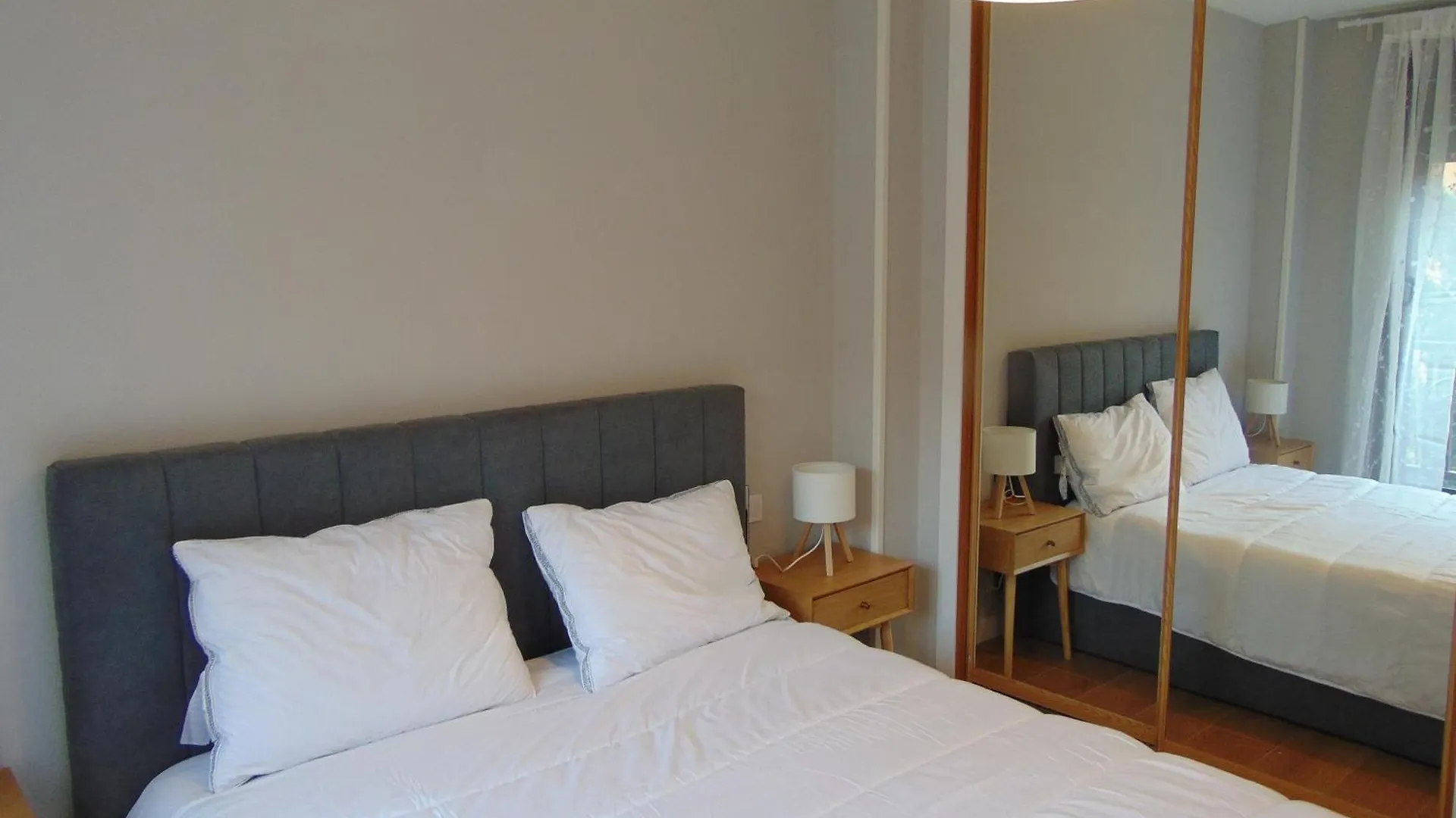 Airport Madrid Plenilunio Suites Beige 0*,  Spain