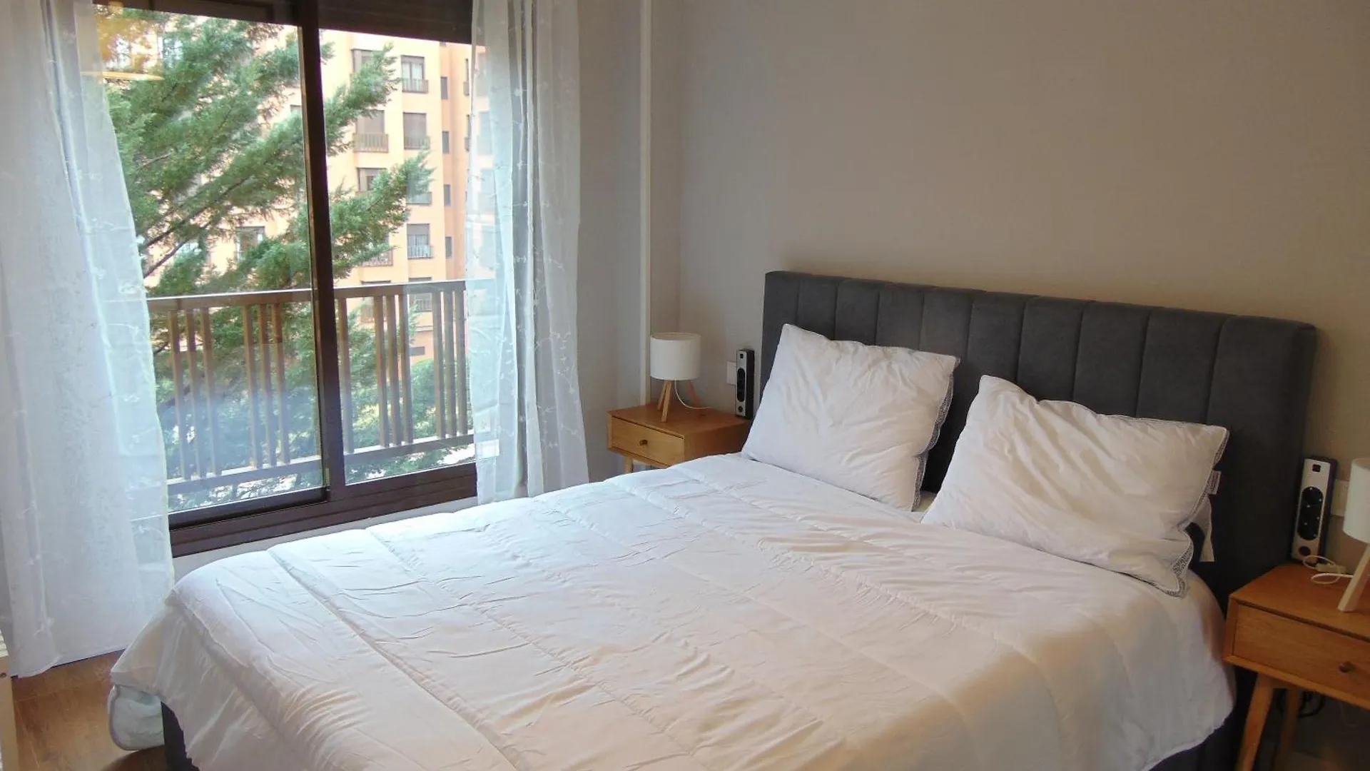 Apartment Airport Madrid Plenilunio Suites Beige Spain