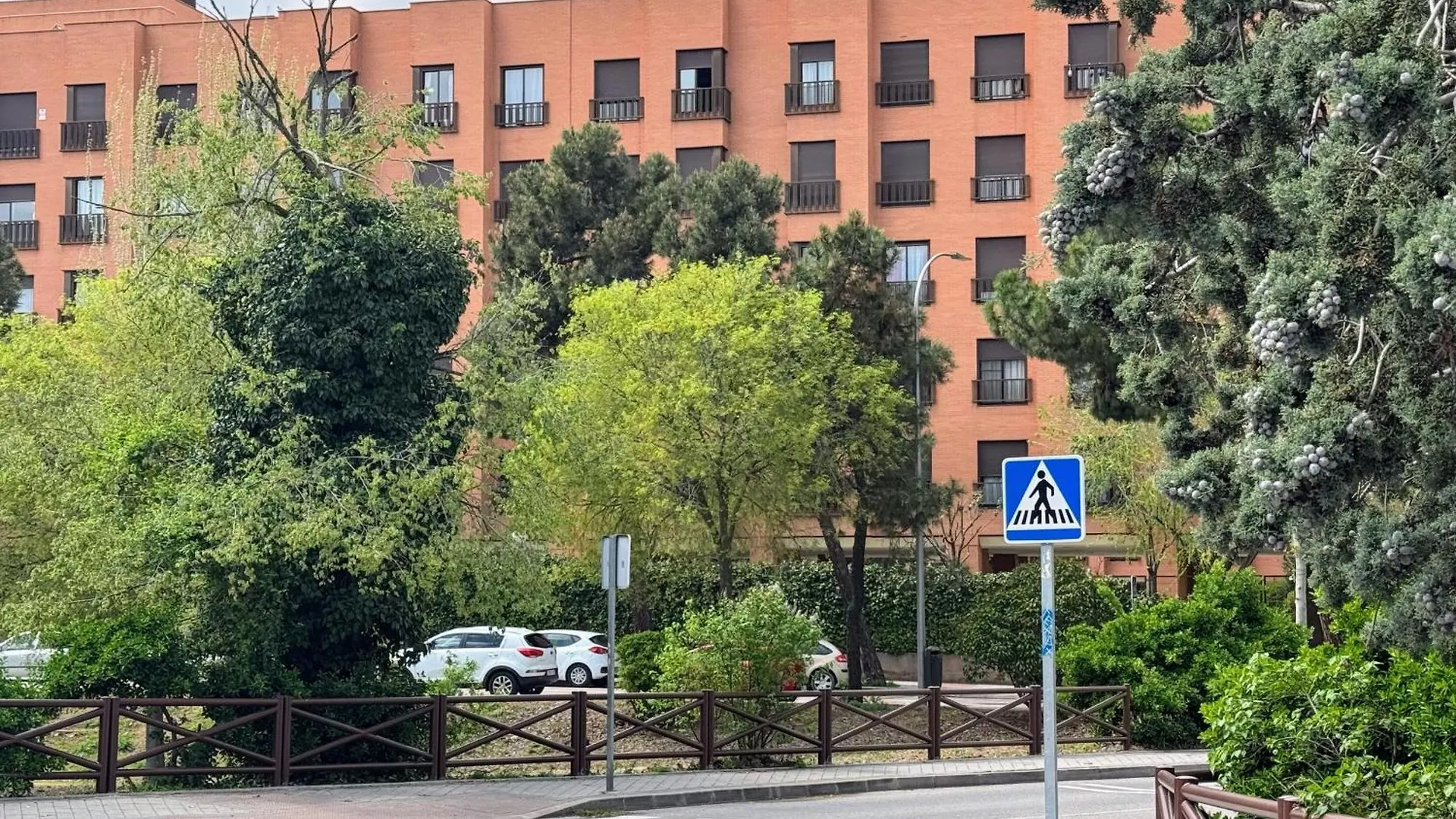 Airport Madrid Plenilunio Suites Beige Spain